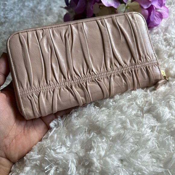 Prada zippy round wallet - Picture 2 of 9